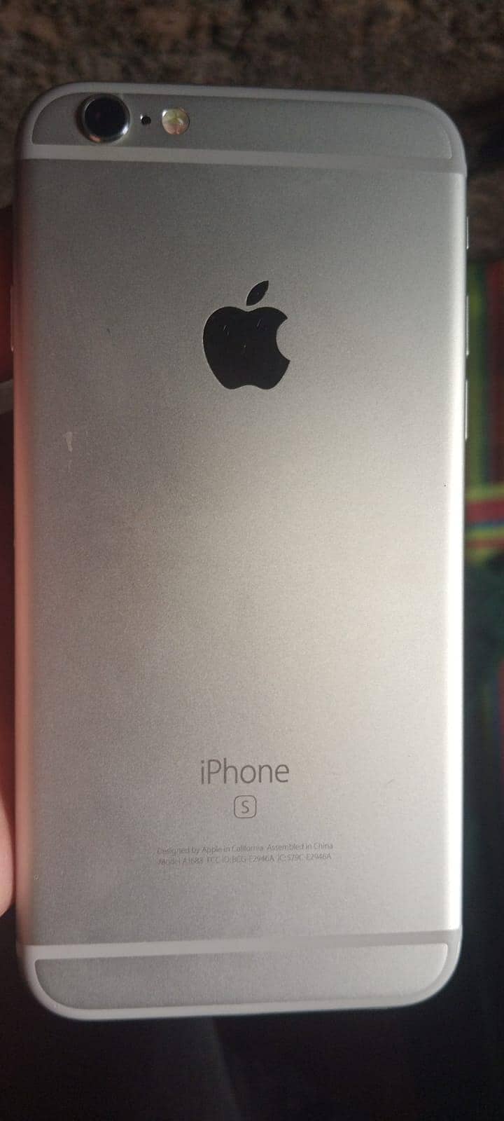 Apple iPhone 6S 1