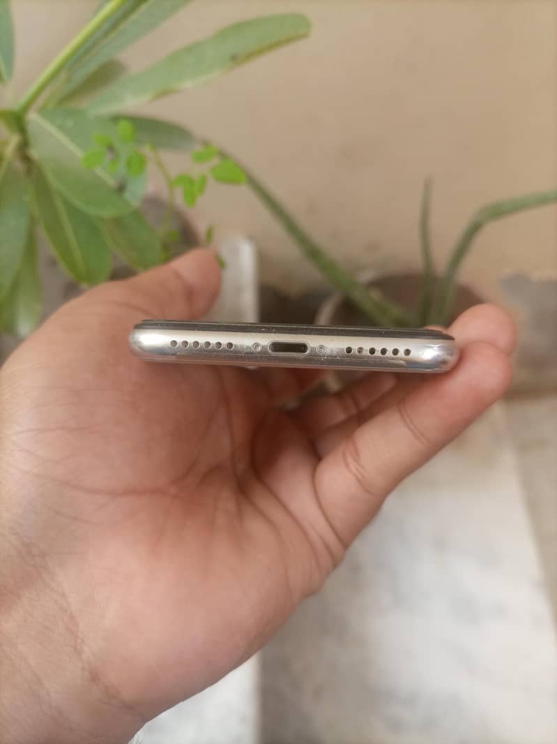 Apple iPhone X 7