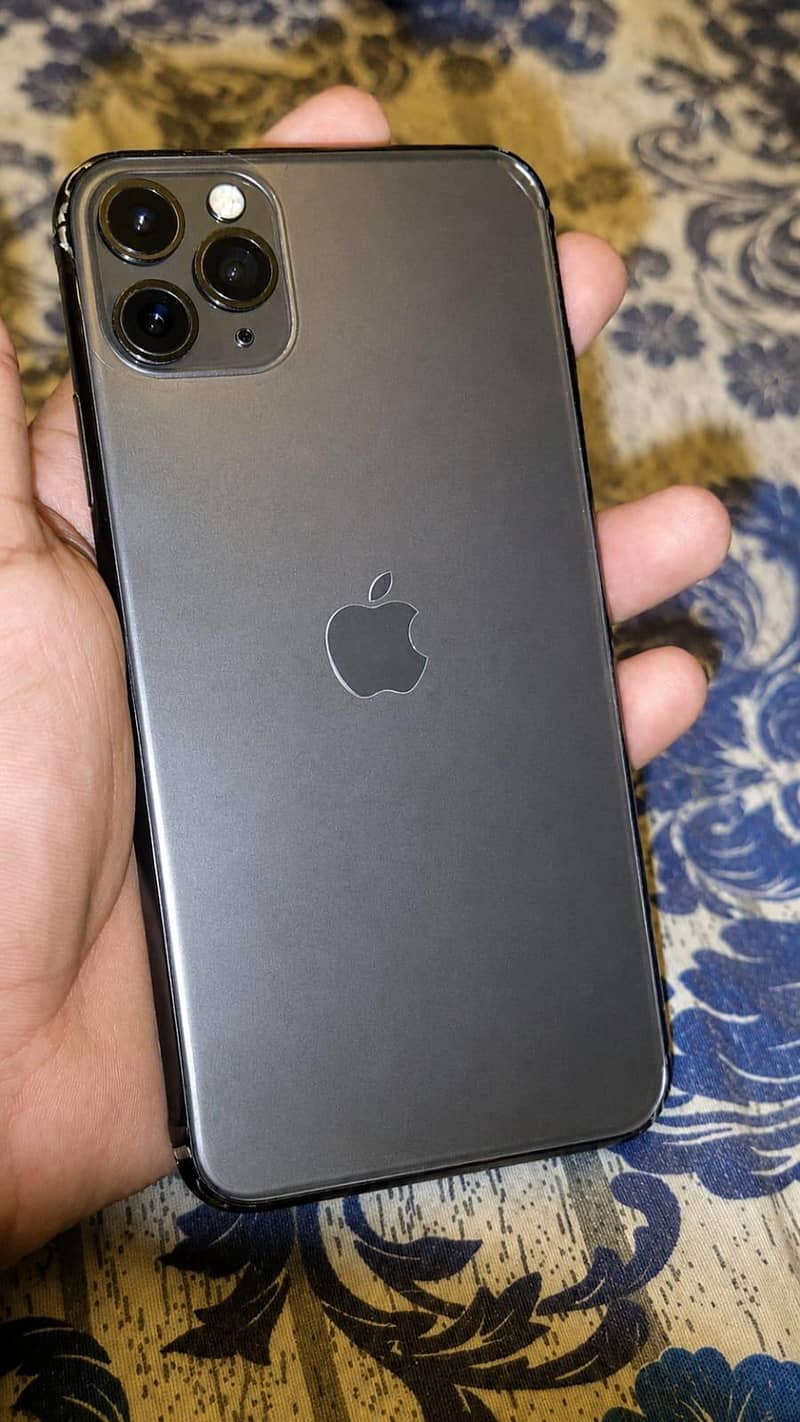 Apple iPhone 11 pro max 1