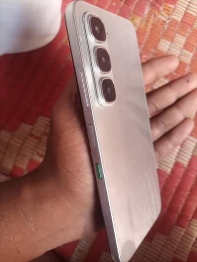 Infinix HOT 60i