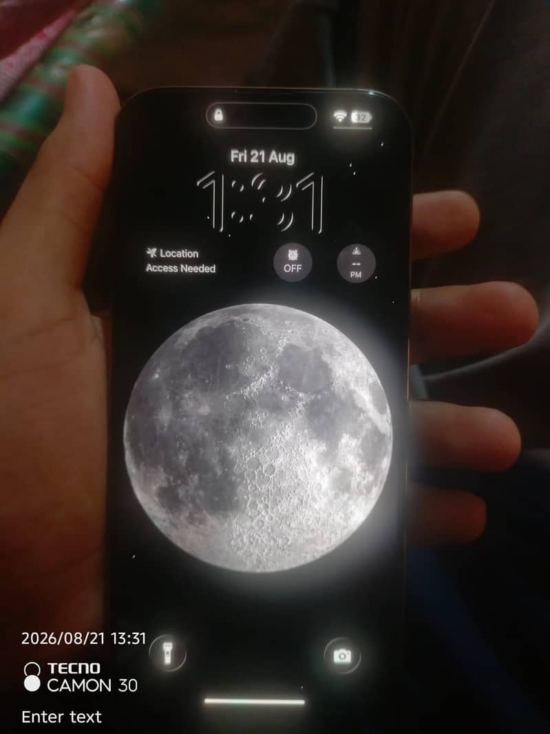 Apple iPhone 16 Pro Max 2