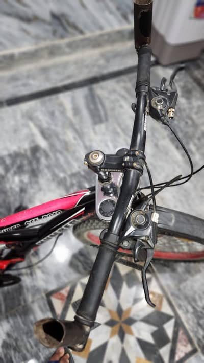 humber cycle gears all ok and Front shock all ok