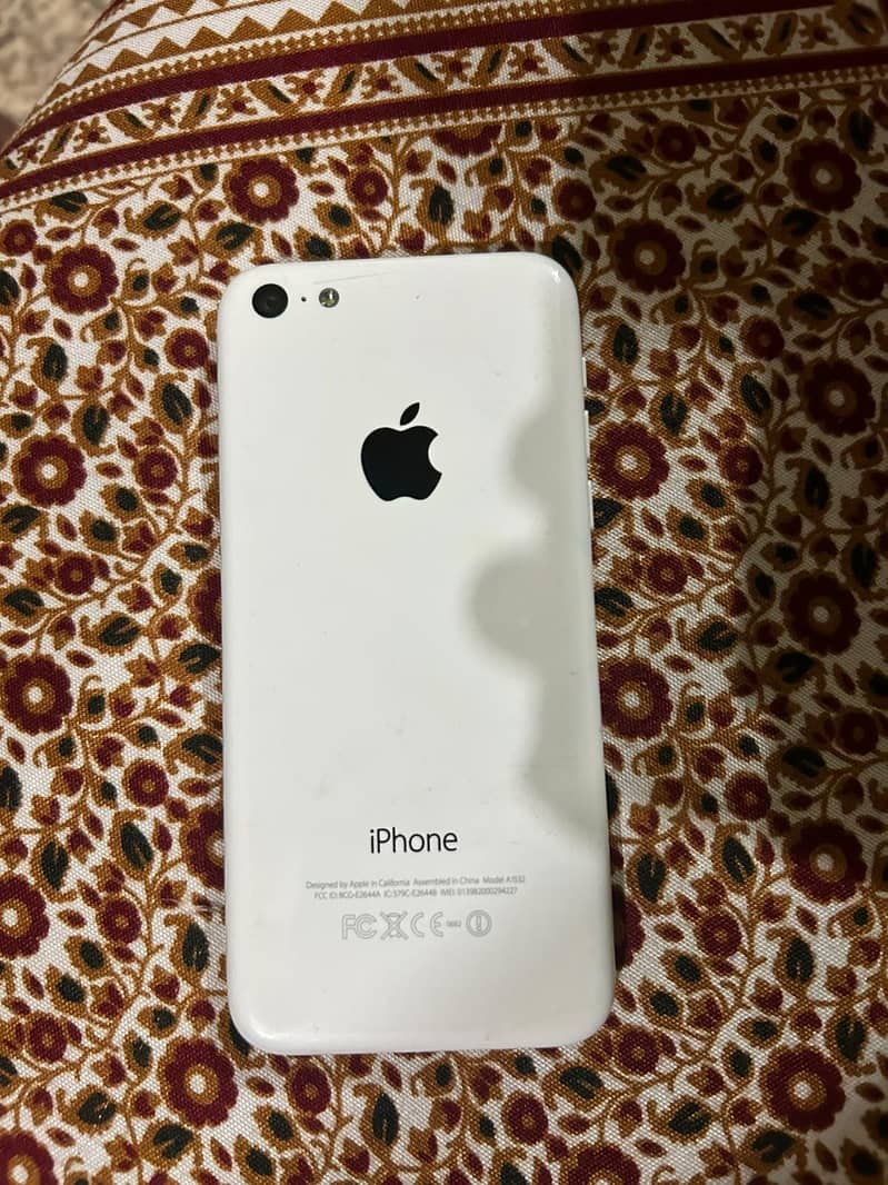 Apple iPhone 5c 3