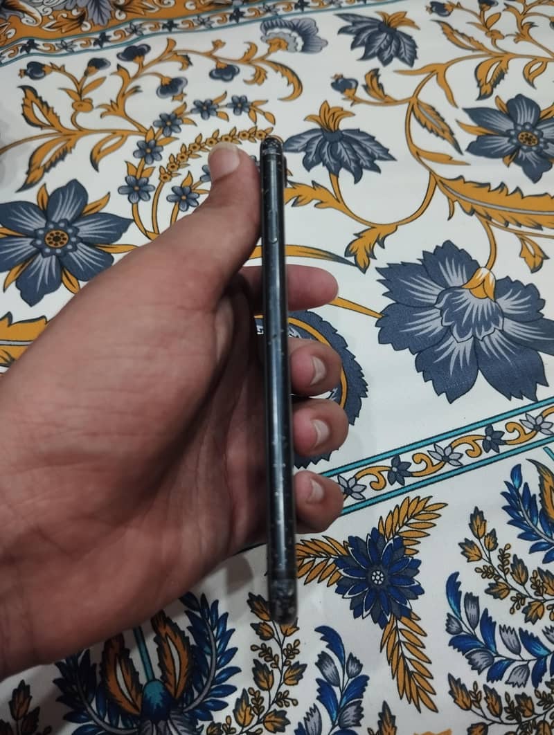 Apple iPhone 7 3