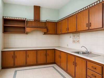 Clifton 3 Bedroom Apartment For Rent