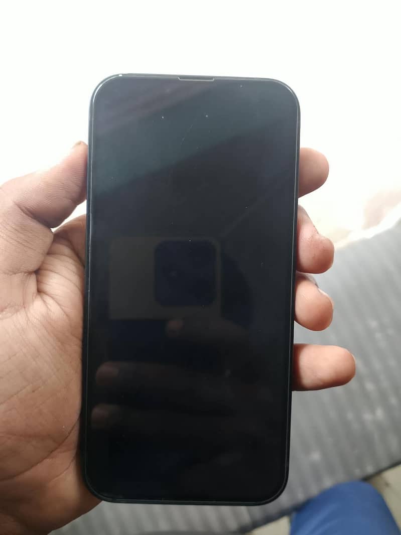 Apple iPhone 13 1