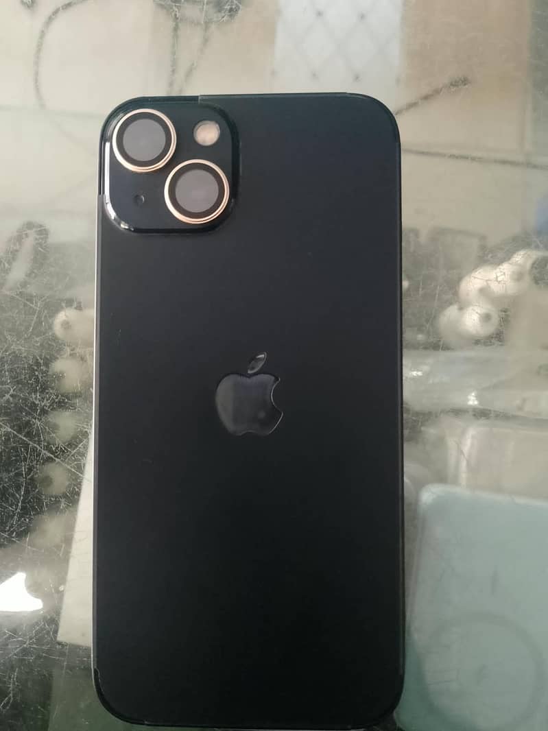 Apple iPhone 13 4
