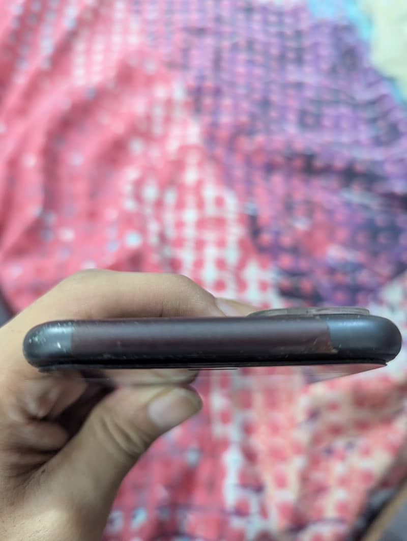 Apple iPhone 11 2