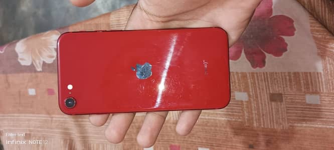 Apple iPhone SE