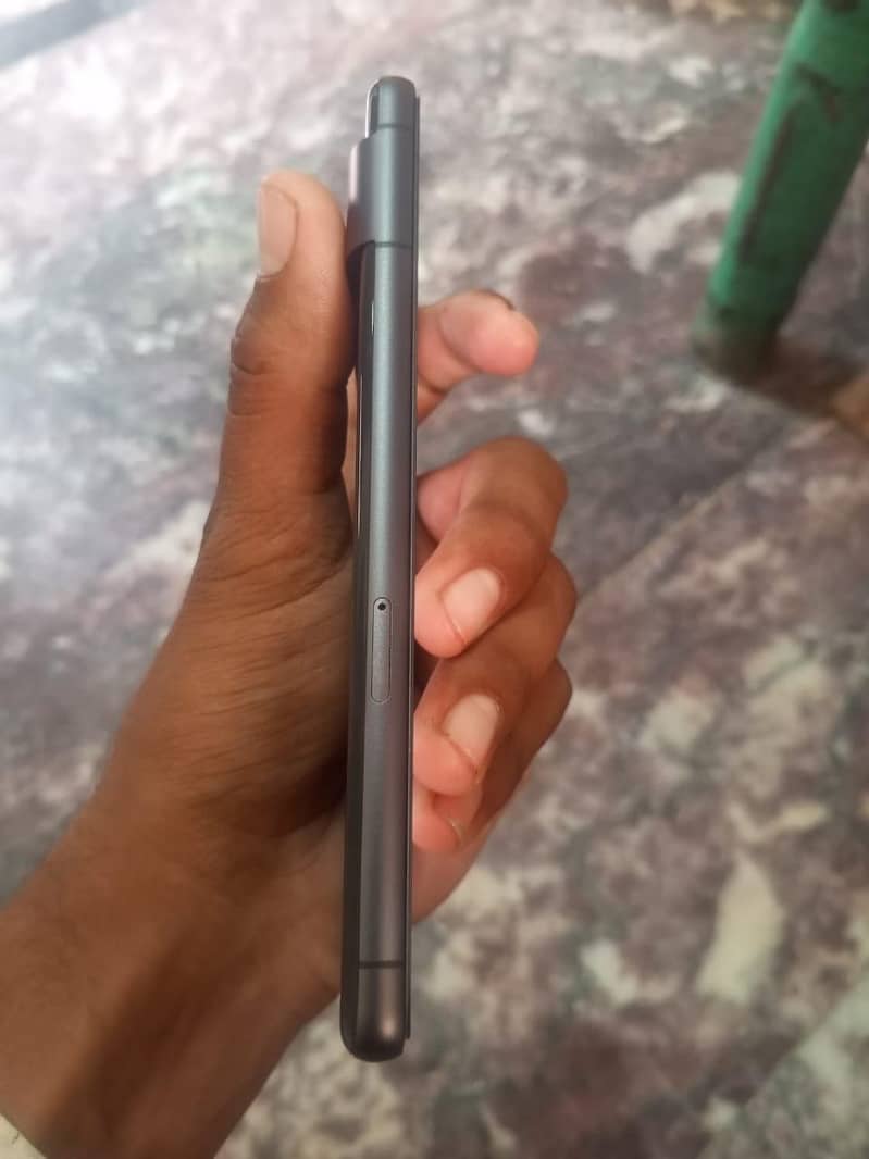 Google Pixel 7 4