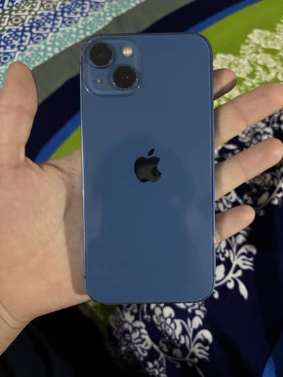 Apple iPhone 13