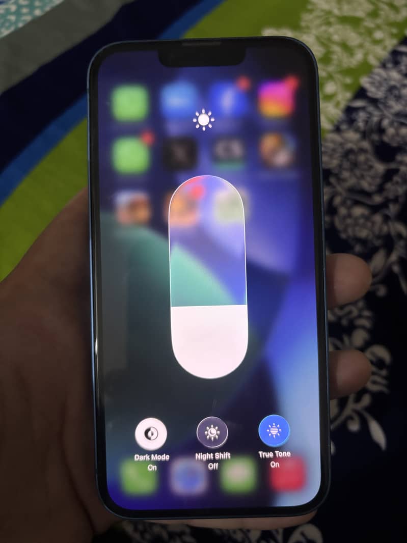 Apple iPhone 13 3