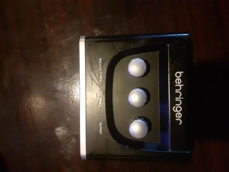 Behringer UM2 U-Phoria Audio Interface 0