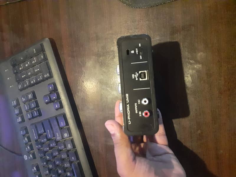 Behringer UM2 U-Phoria Audio Interface 2