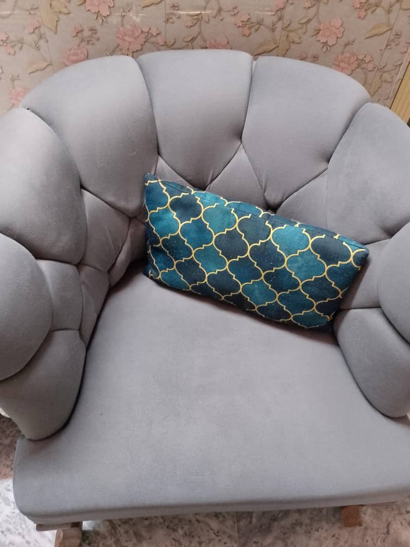 Sofa Set 0