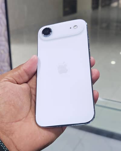 iphone 17 Air Jv LLA 256gb battery 100% only mobile