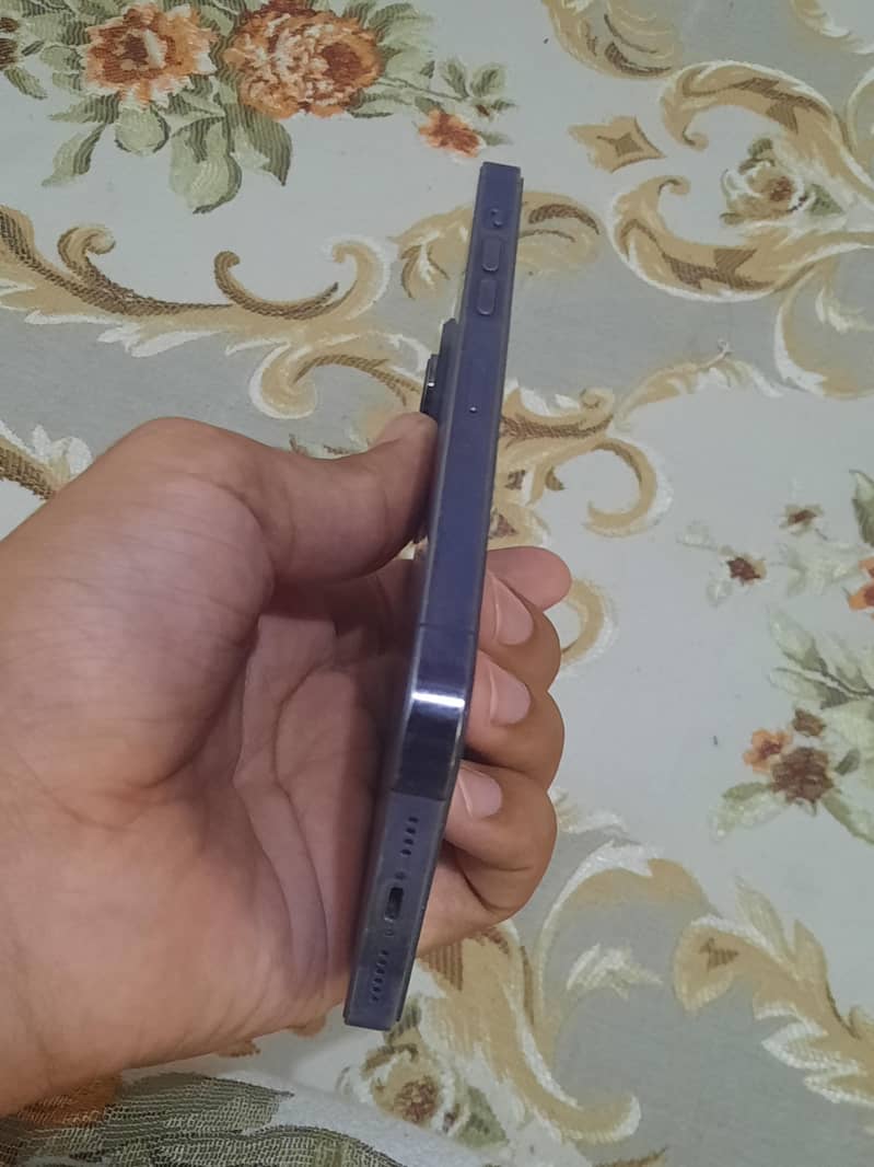 Apple iPhone 14 Pro Max 5