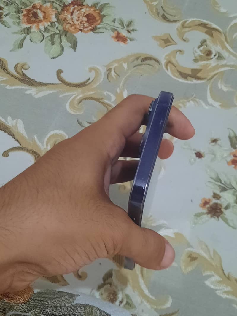 Apple iPhone 14 Pro Max 6