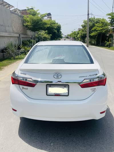 Toyota Altis Grande 2015 Brand New condition
