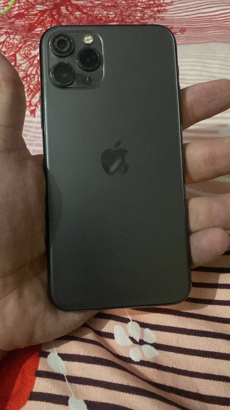 Apple iPhone 11 Pro 1