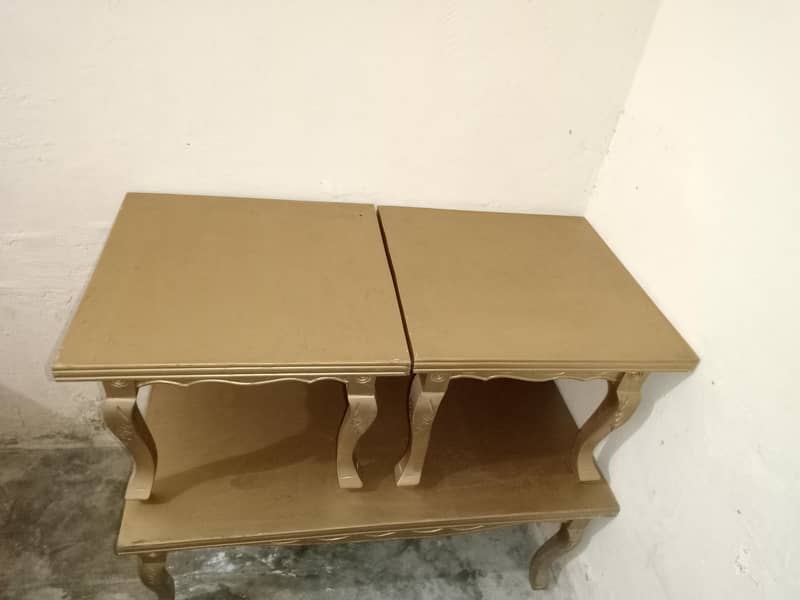 3 tables set 4