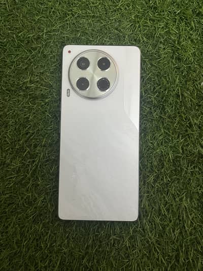 Tecno CAMON 30 12+6 /256