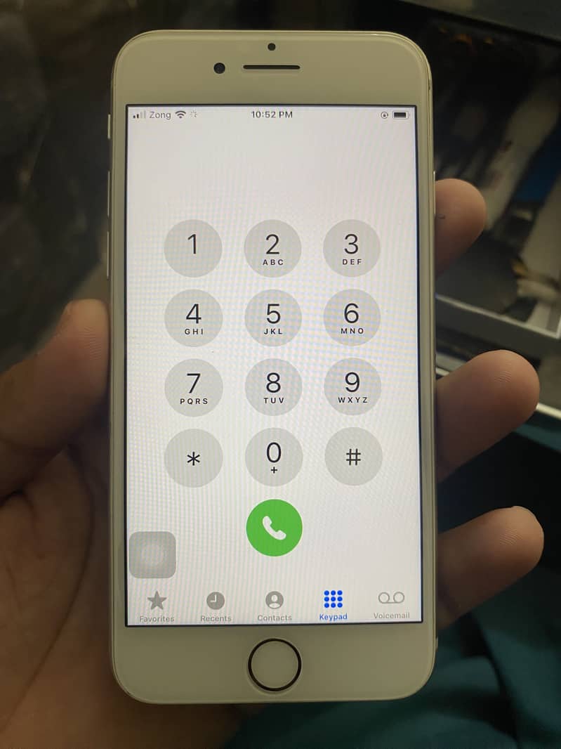 Apple iPhone 8 5