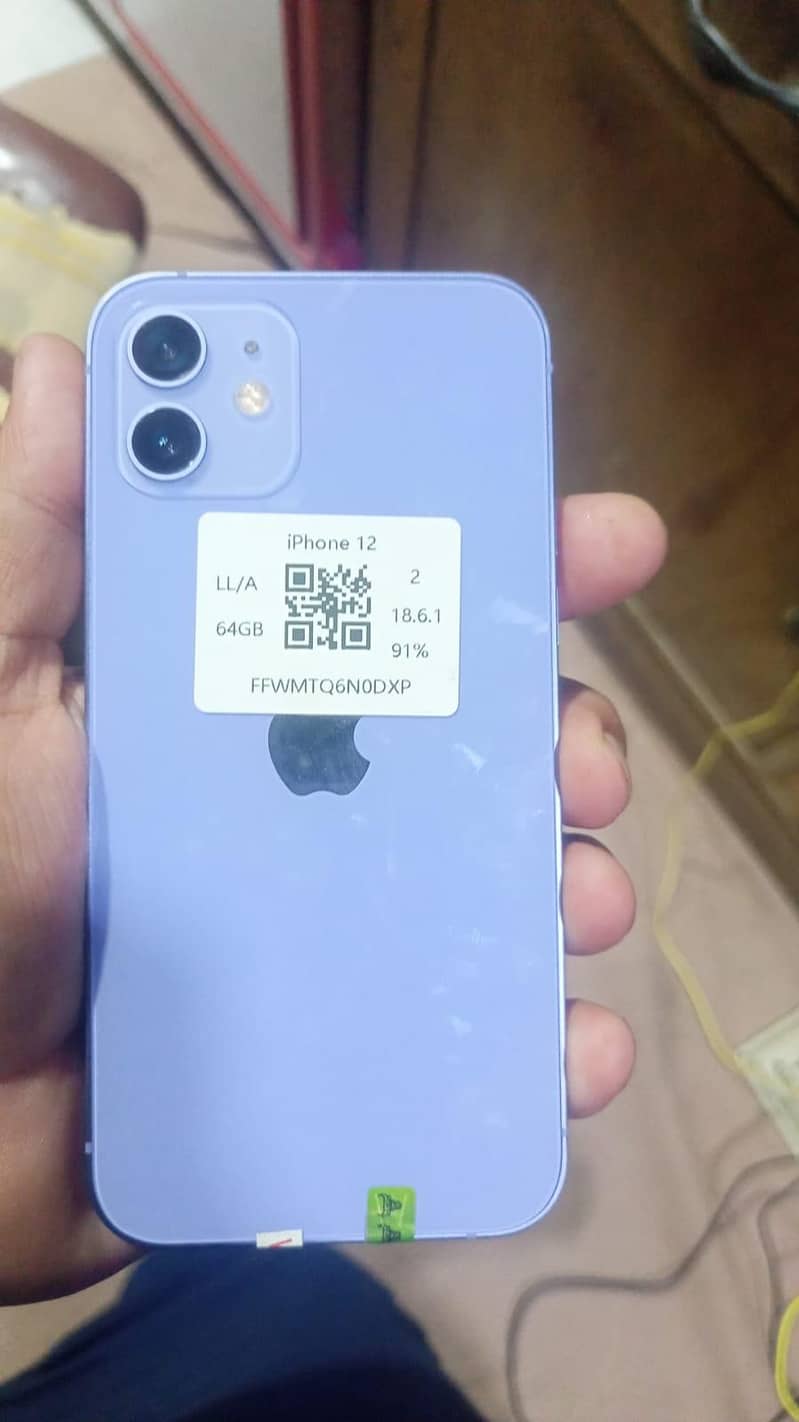 Apple iPhone 12 2