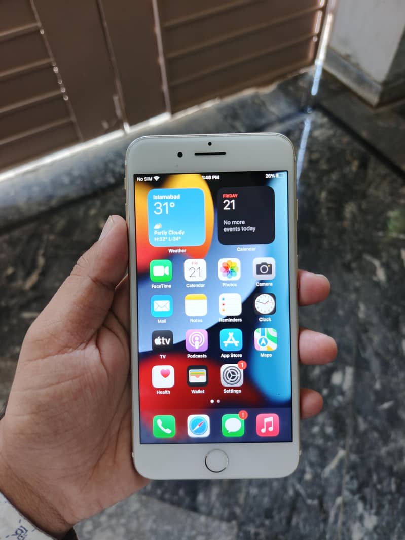 Apple iPhone 7 Plus 2