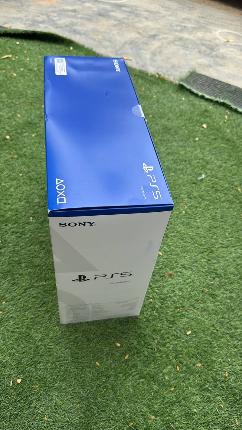 PS5 new latest version sealed 0