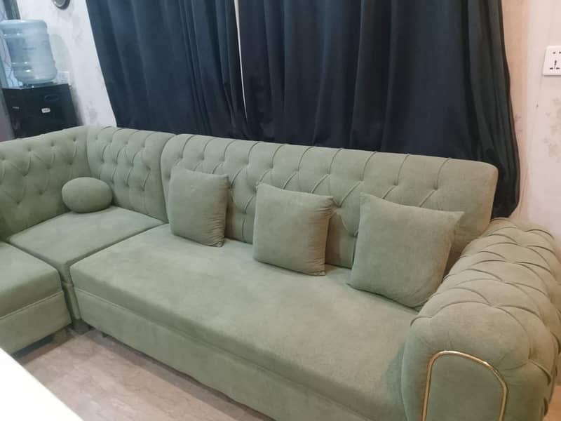 L shaped sofa 0