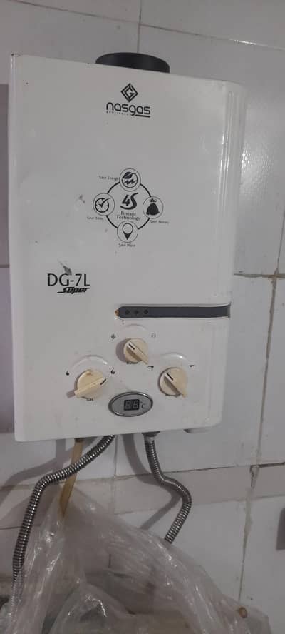 NAS GAS instant water gyser