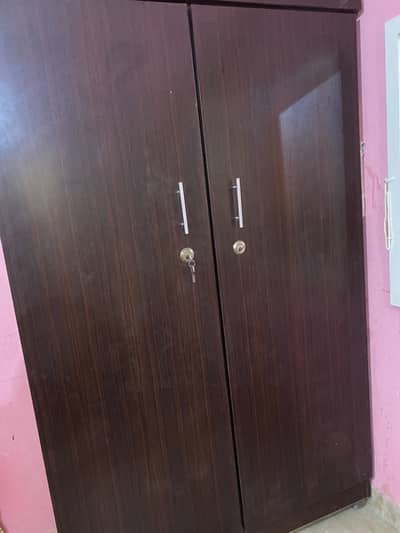 2 cabnit wardrobes