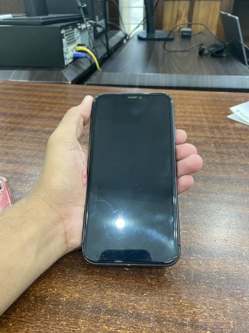 Apple iPhone 11 1
