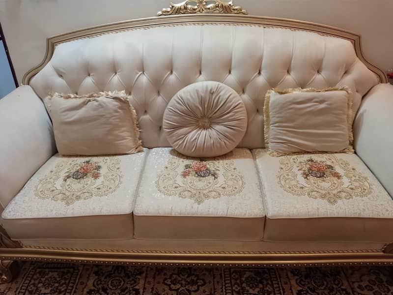 Sofa set 0