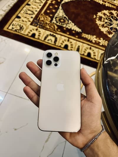 Apple iPhone 12 Pro
