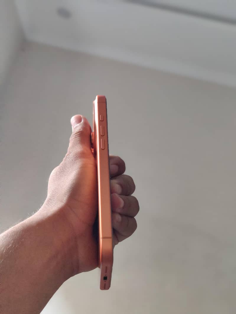Apple iPhone 17 Pro Max 2