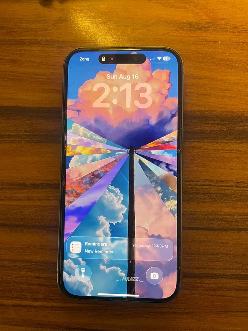 Apple iPhone 15 Pro 0