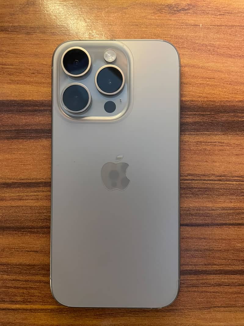 Apple iPhone 15 Pro 2