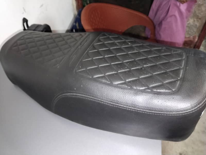 seats 0