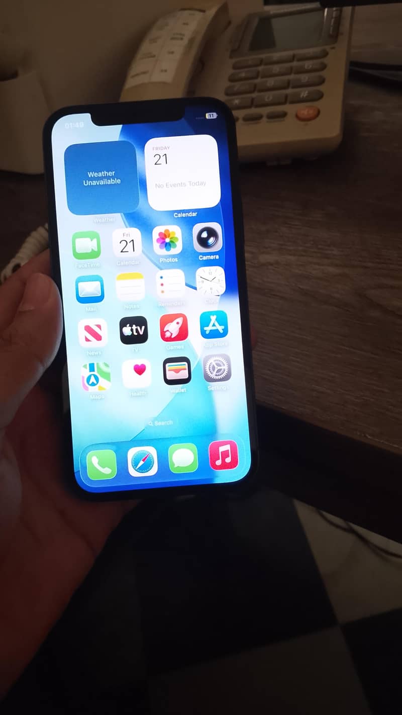 Apple iPhone 12 2