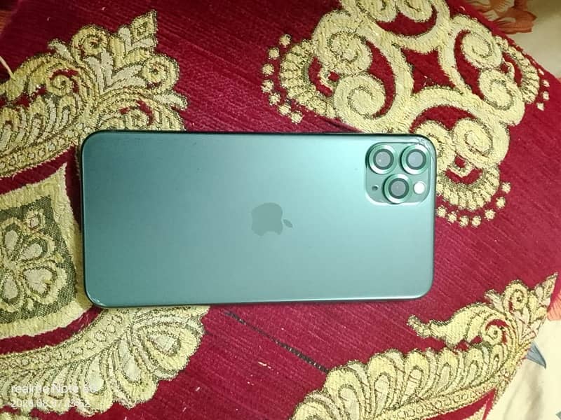 Apple iPhone 11 Pro Max 3