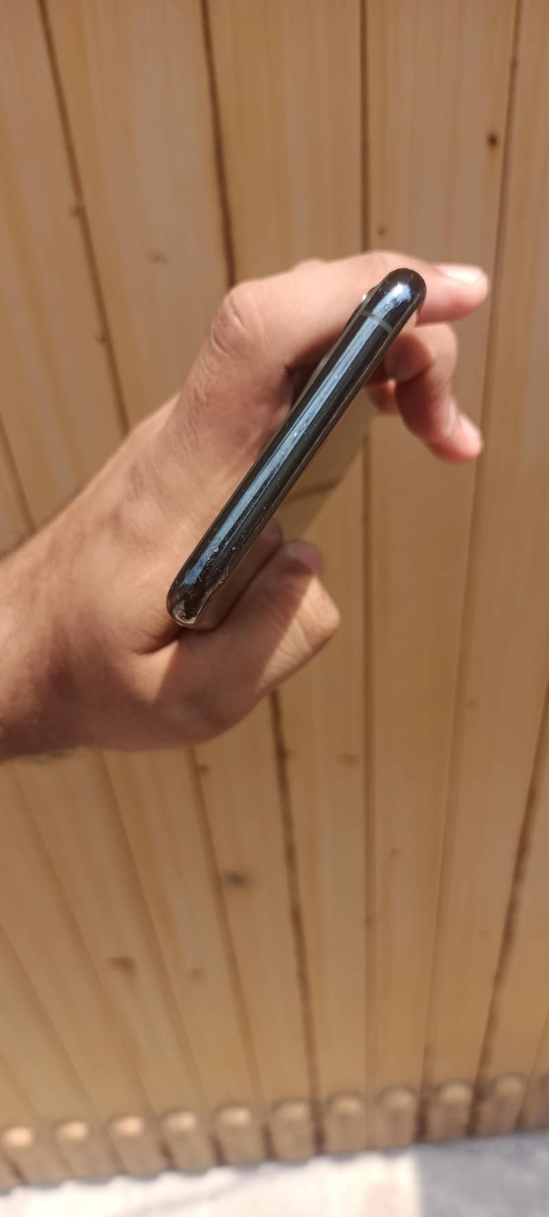 iphone 11 pro max 4