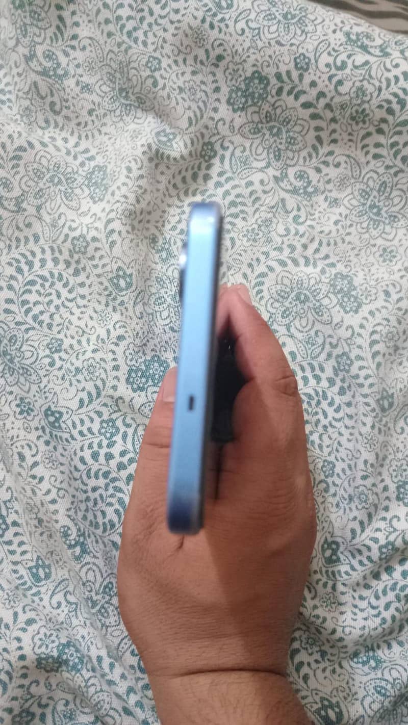 Tecno spark 40 pro 7