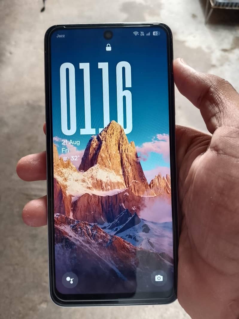 Realme C65 0