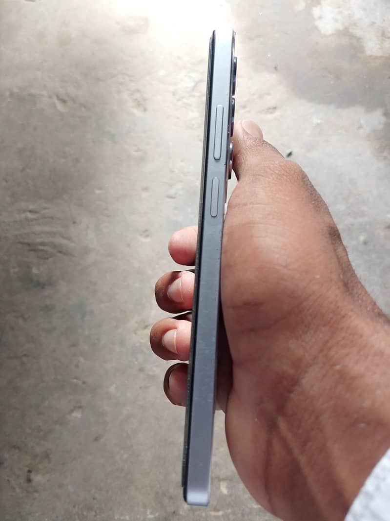 Realme C65 3