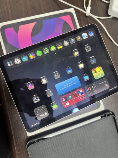 Ipad air 4