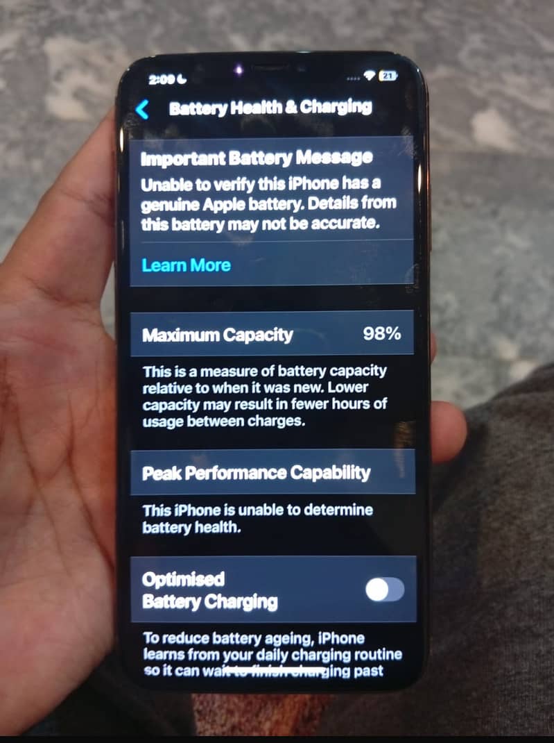Apple iPhone XS Max 2