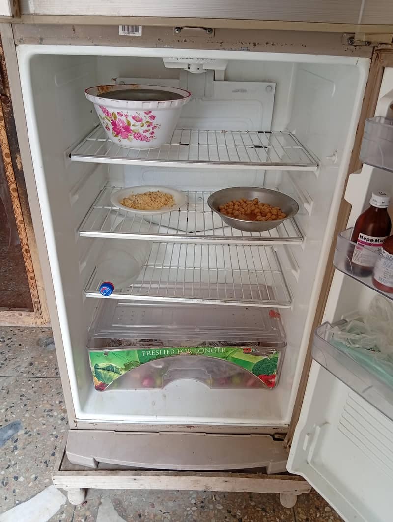 Dawlance Refrigerator 4