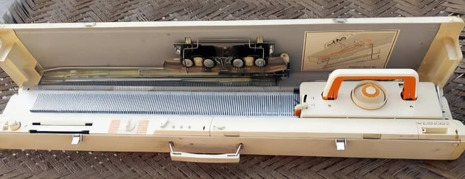 knitting Machine 2